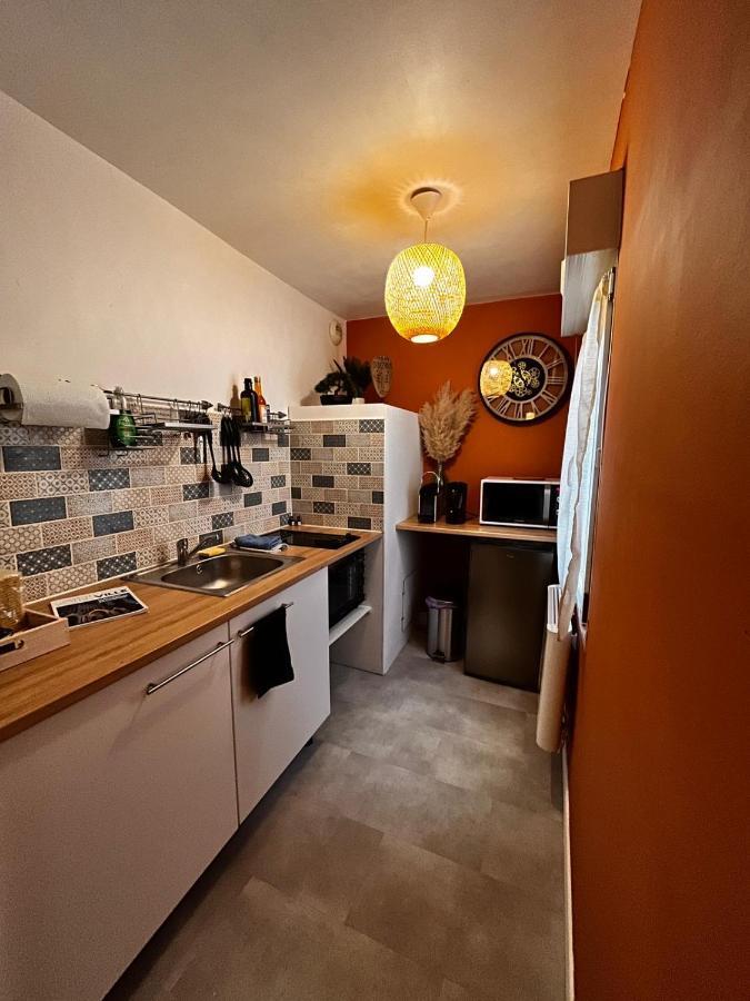 Charmant Studio En Plein Centre Ville De Chartres Leilighet Eksteriør bilde